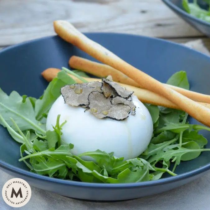 Burrata mit Sommertrüffel